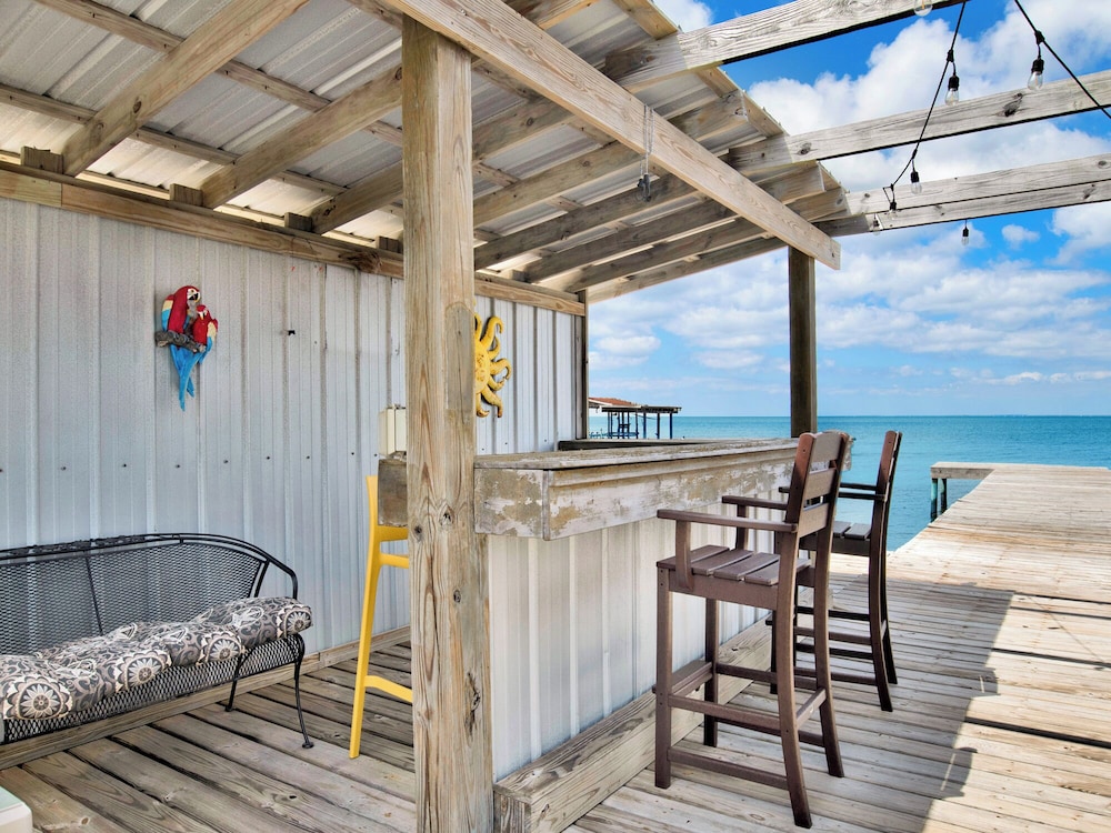 Bay Dream Believer by Southern Vacation Rentals