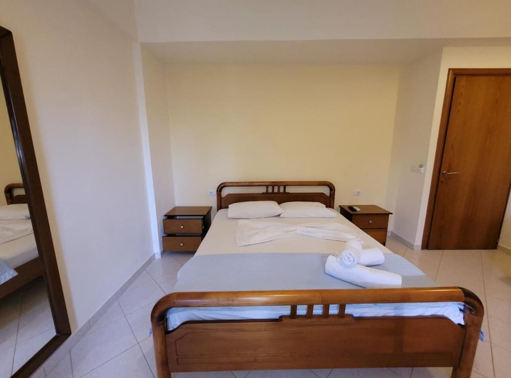 Mihasi Apartments