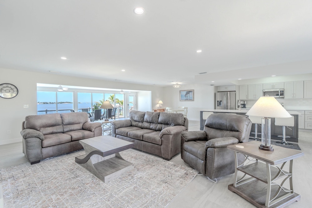 Island Bay Retreat
