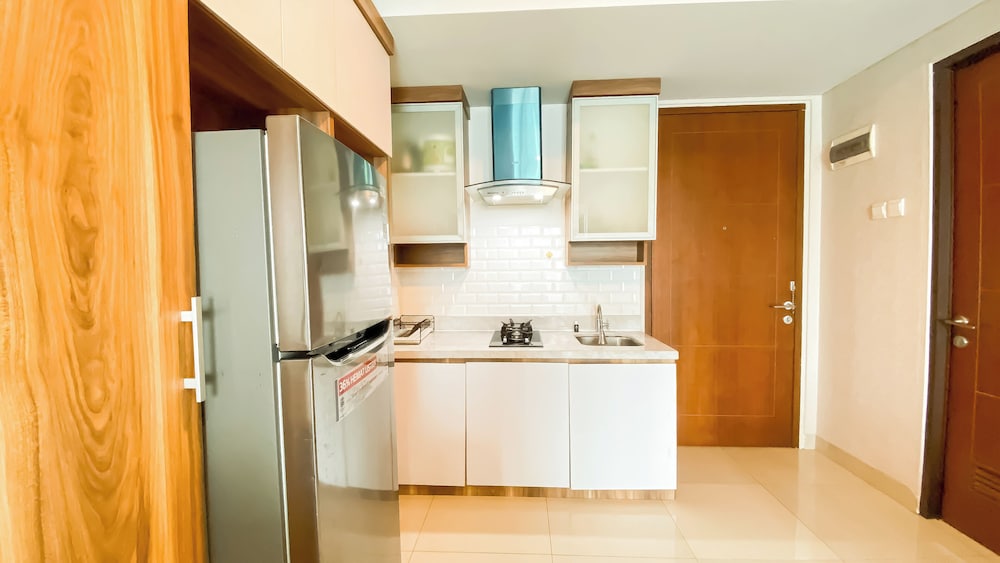 Wonderful And Homey 2Br Apartment At Springhill Terrace Residence