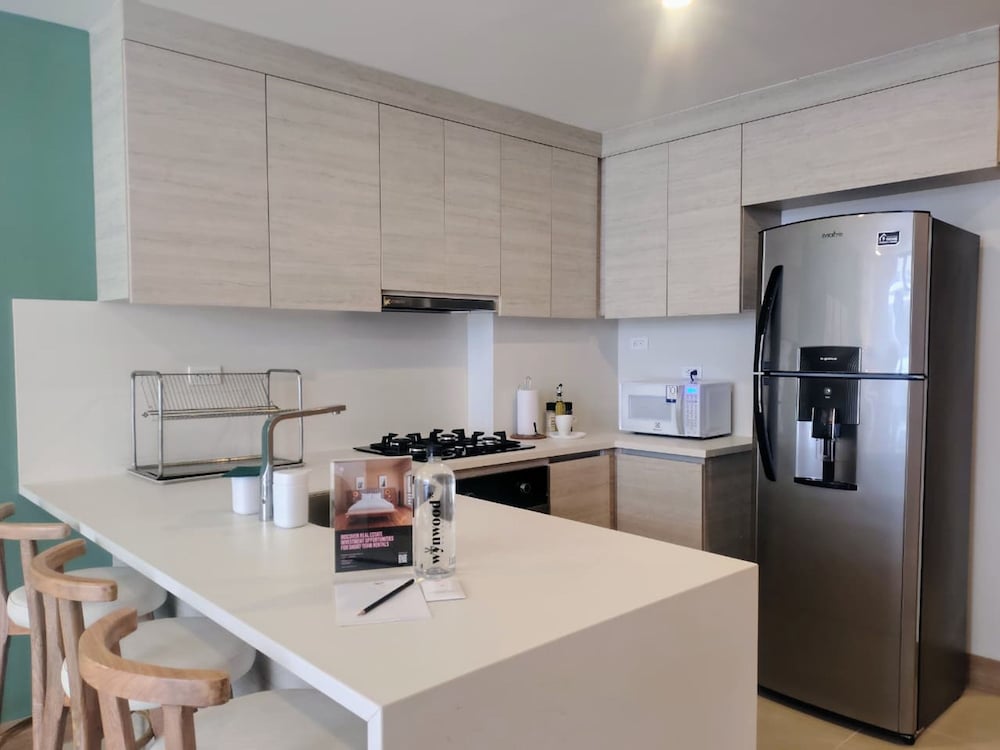 w Minimalist 1BR w Amazing View in Morros Eos