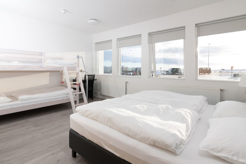 Kef Guesthouse by Keflavík airport