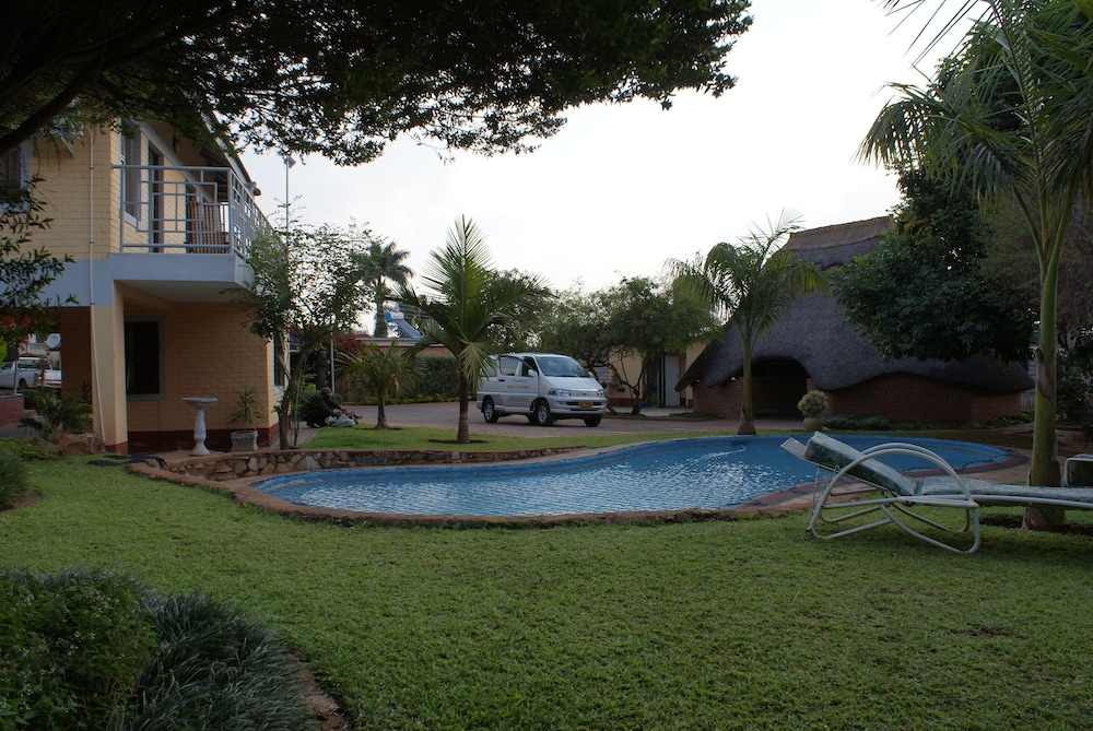Premier Guest Lodge
