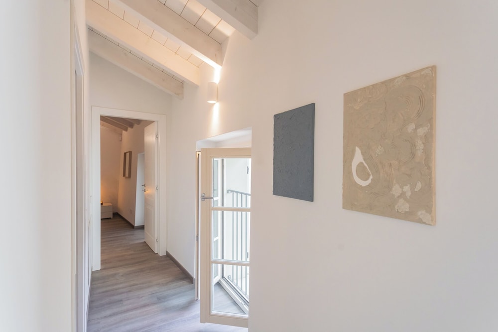 Muralto's Nest by Rent all Como