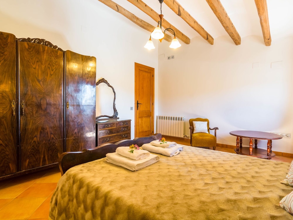 Luxurious Mansion in la Múnia With Swimming Pool and Views photo 3