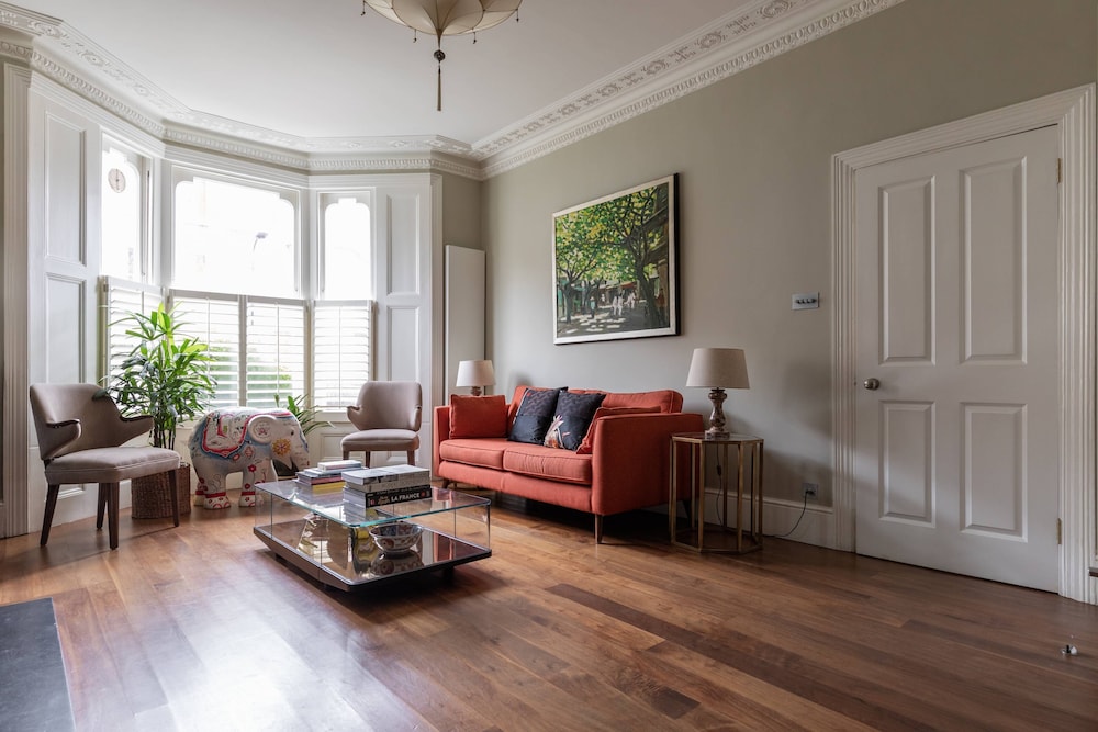 Poplar Grove II by Onefinestay