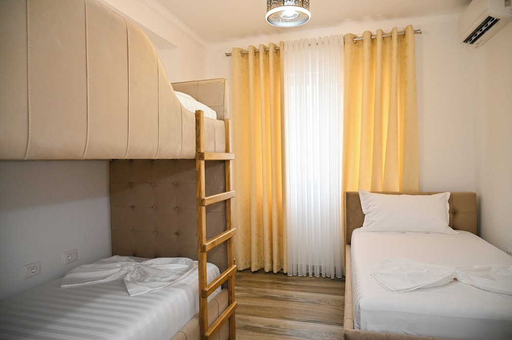 Elite Apartments