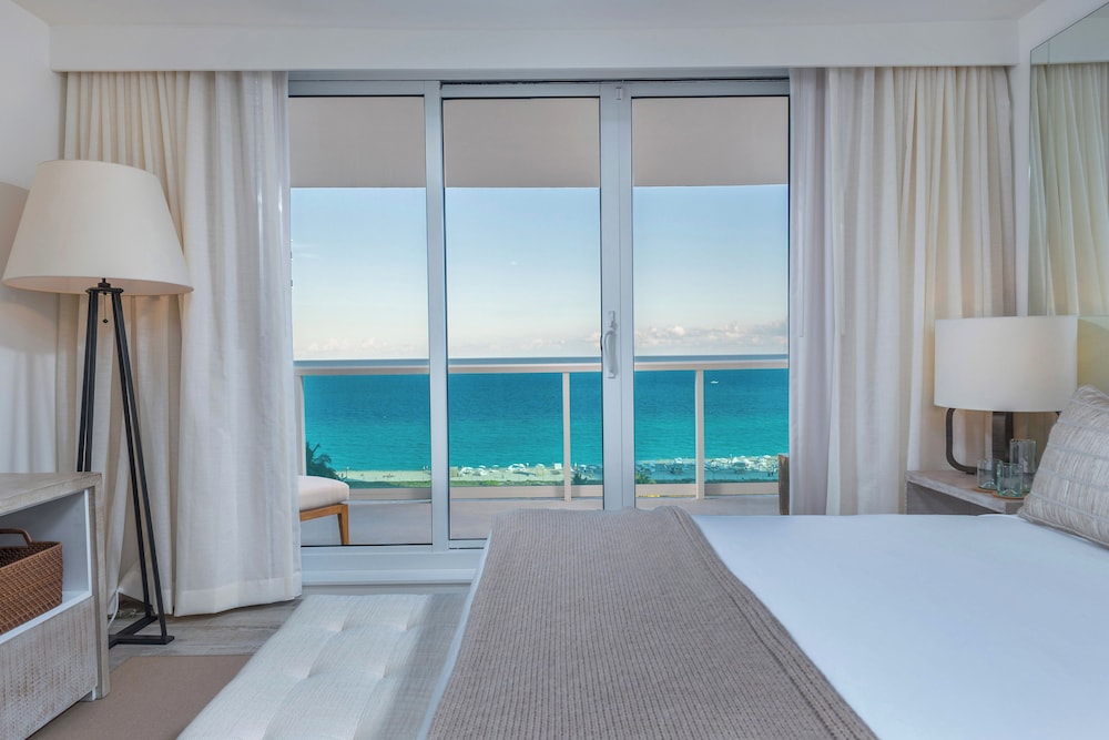 Luxury Vacation Rentals at 1 Hotel & Homes by LRMB