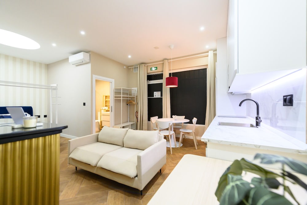 M Nda11bii Acogedor Estudio Interior con Todas la