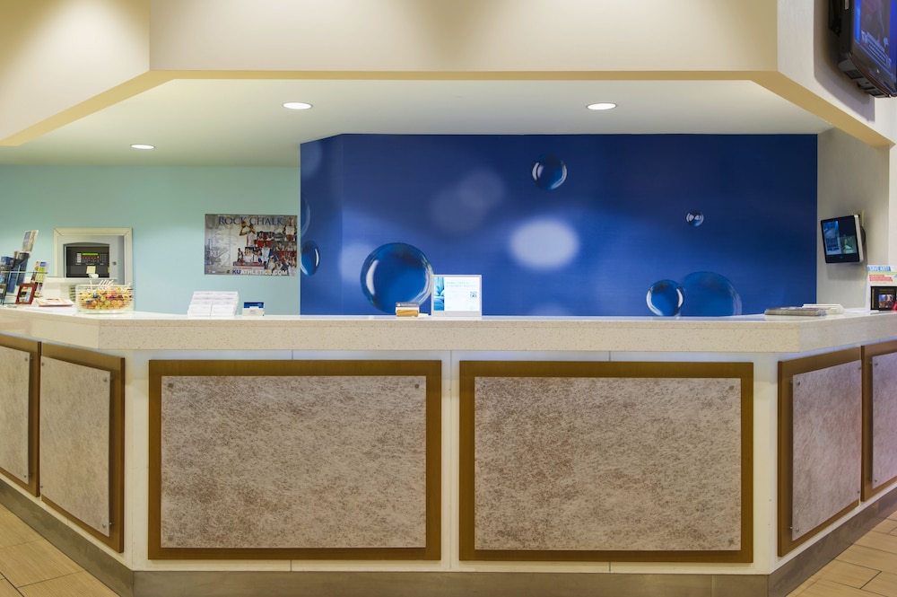 Lawrence Vacations - Springhill Suites by Marriott Lawrence - Property Image 38
