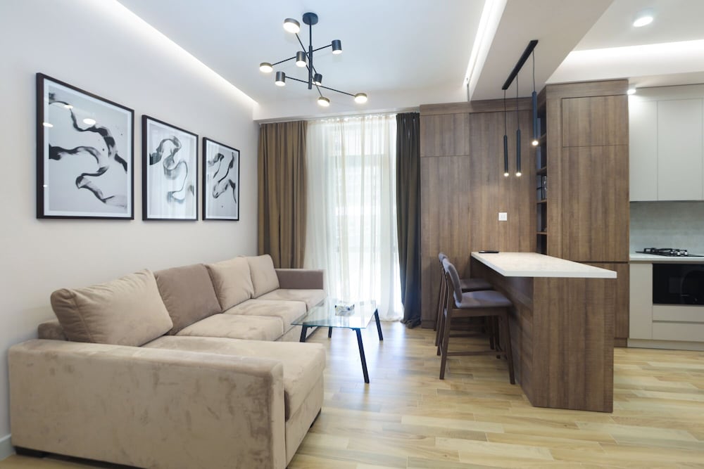Stay Inn on Buzand Str. 97