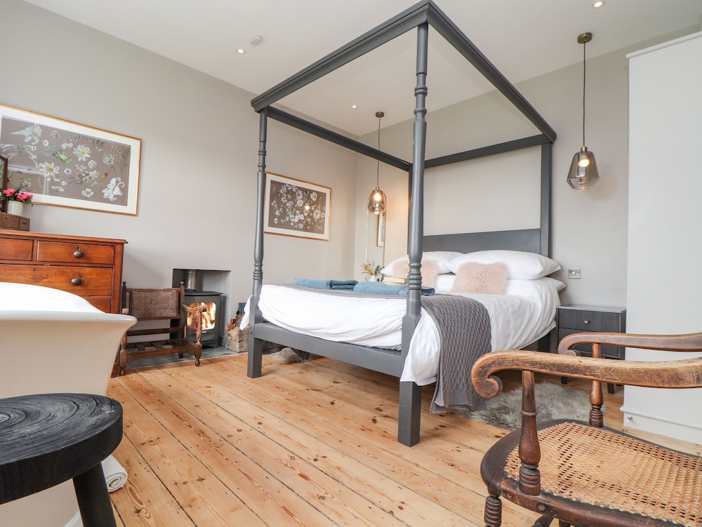 Treveddoe Farmhouse