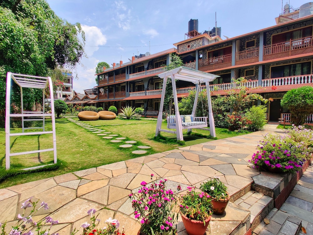 Lake View Resort