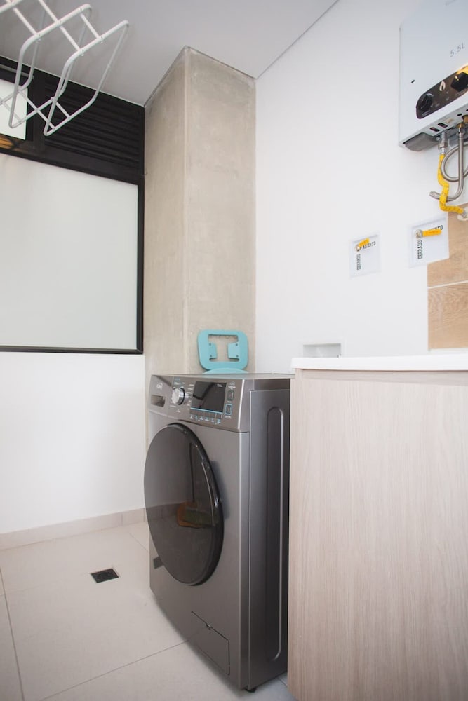 Perfect 3 BR in Laureles in Medell n