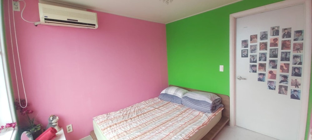 Mamas and Papas Guesthouse and Apartments in Seoul