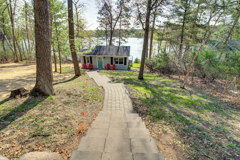 Paddle & Bike: Cottage w/ Dock in Pequot Lakes!