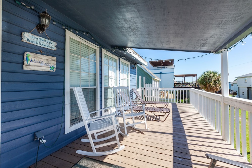 Island Breeze by Ryson Vacation Rentals