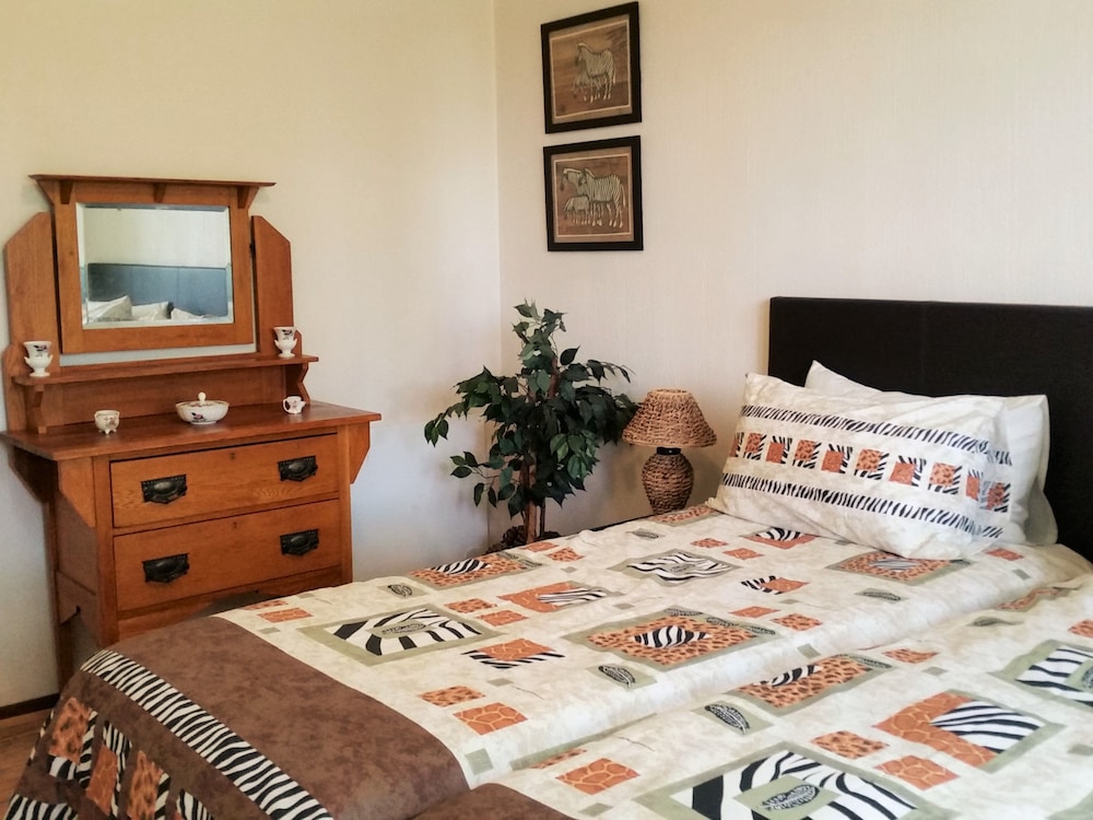 Pine Tree Lodge