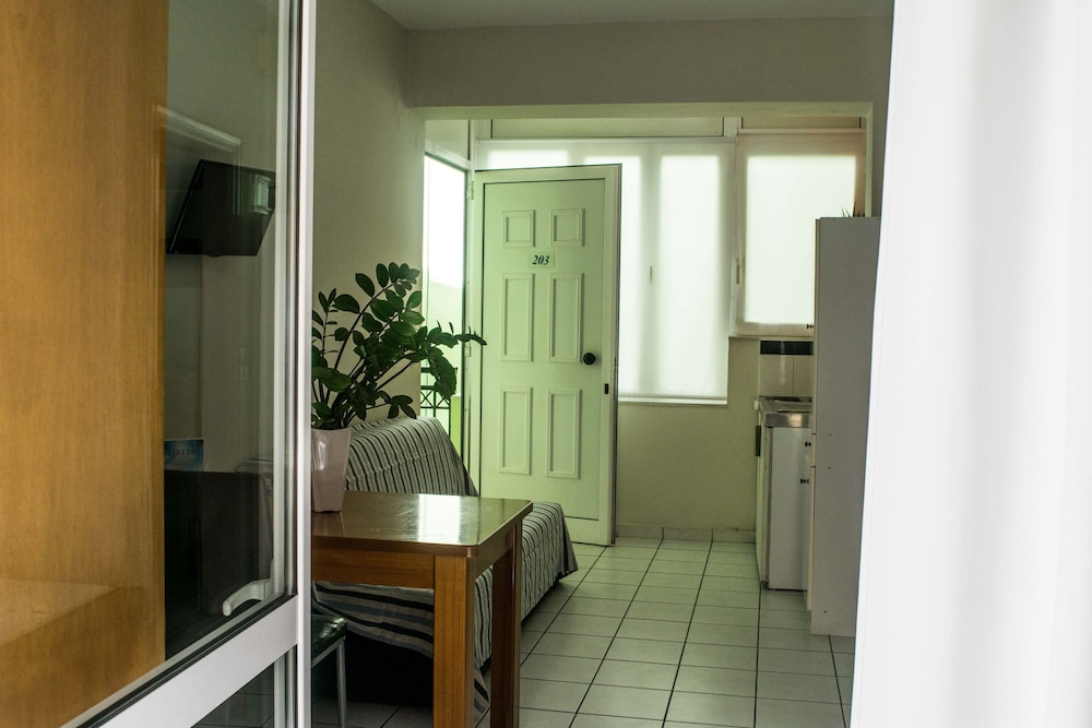 Greta Apartments