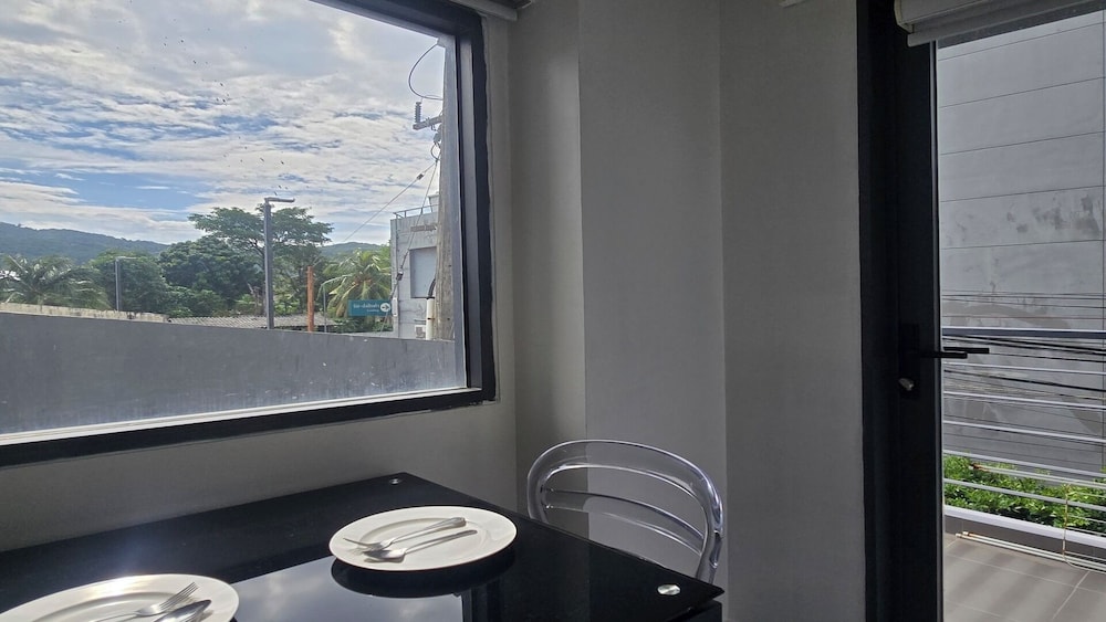 Island Escape 1BR T1-206