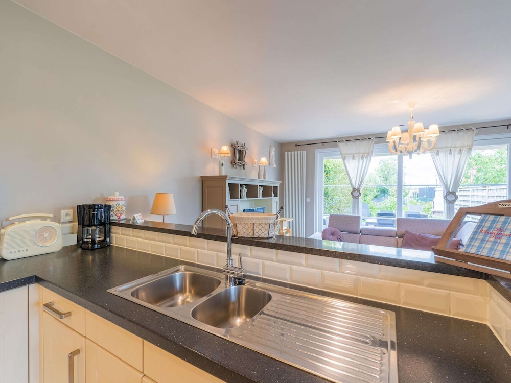 Inviting Holiday Home in Nieuwpoort With Garden