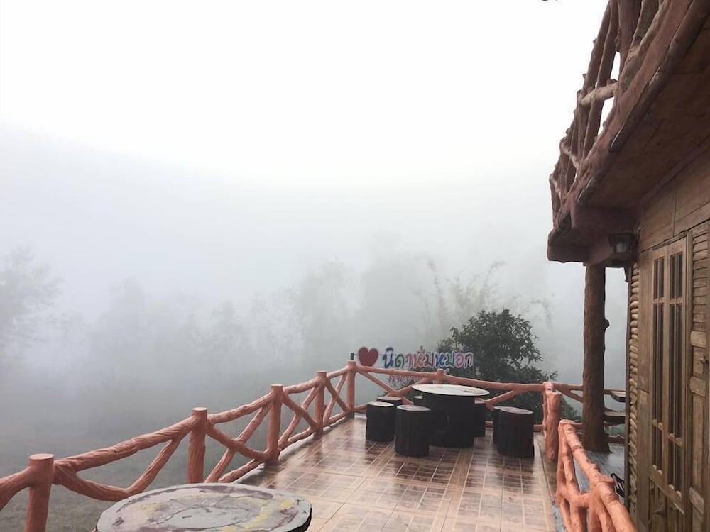 Nidahommok Resort