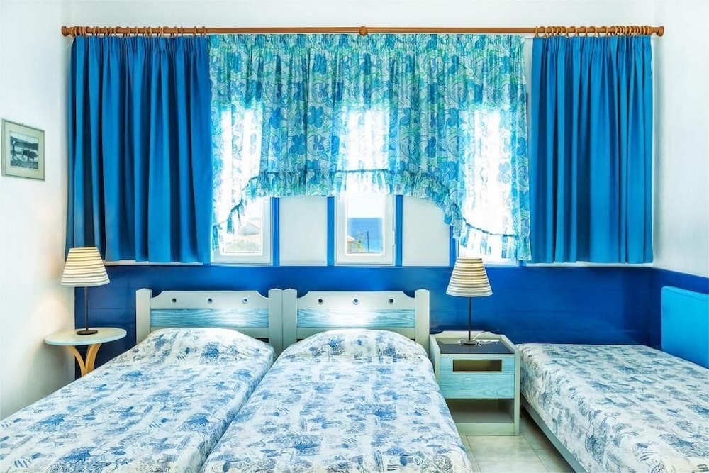 Xenios Faros Apartments