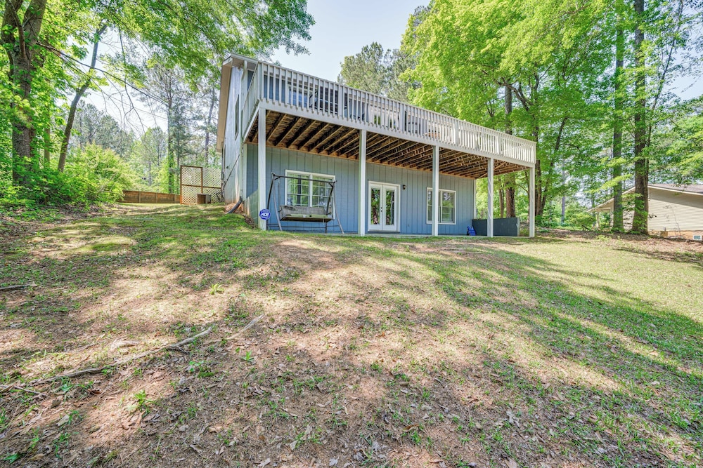 Milledgeville Home w/ Game Room & Private Dock! view 4