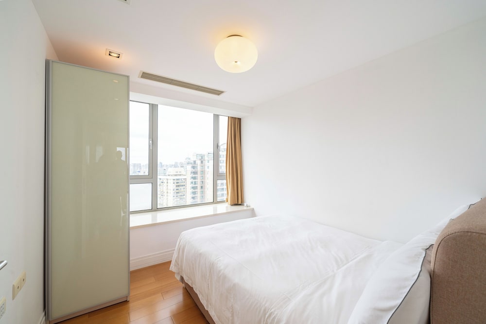 Tyms 3BR 2BA Apt Near Metro