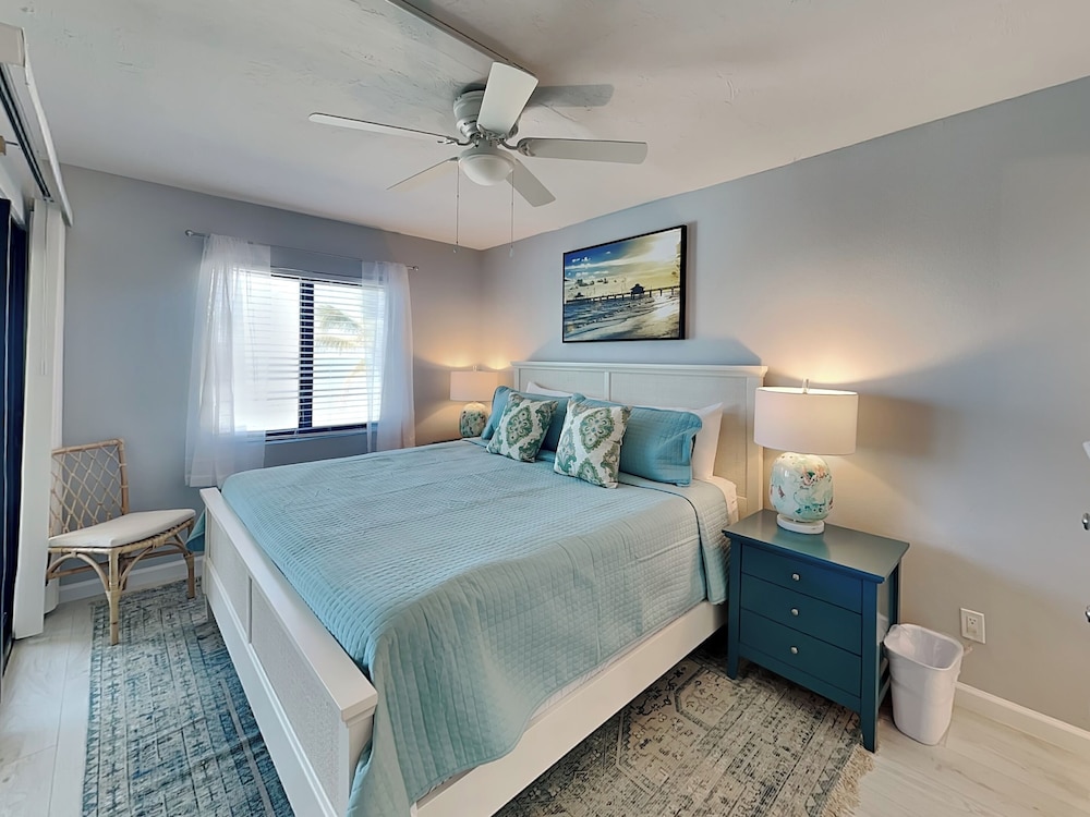 Seaside 3 by Distinctive Beach Rentals