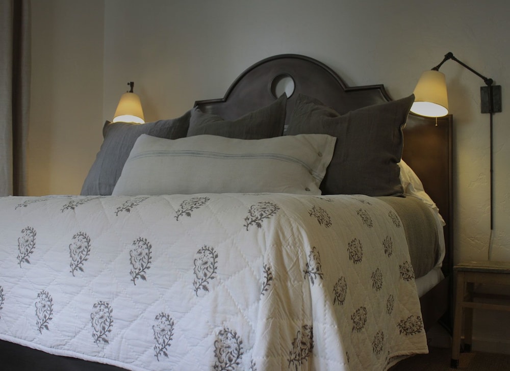 An Inn 2 Remember