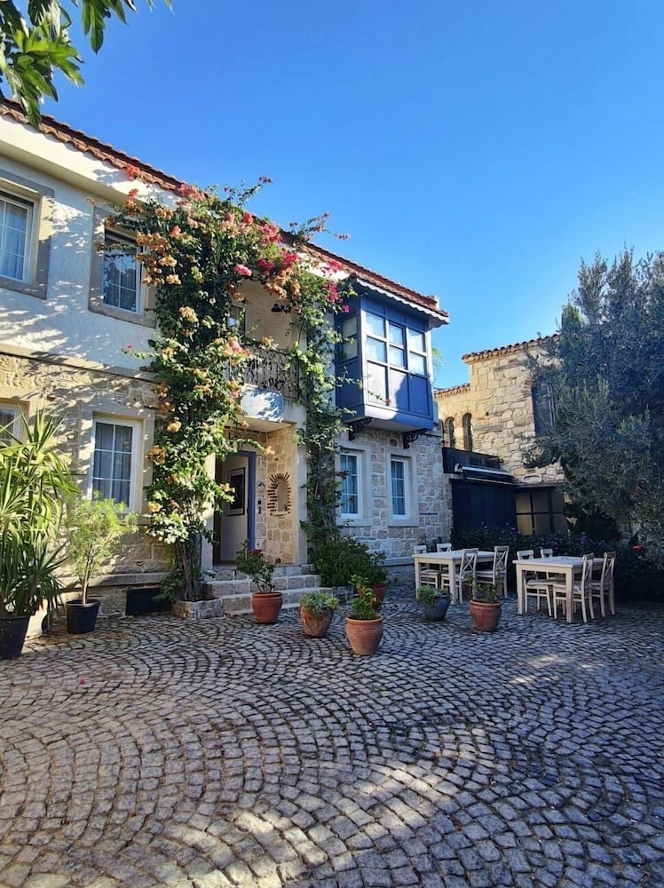 Faro Alacati - Image 14