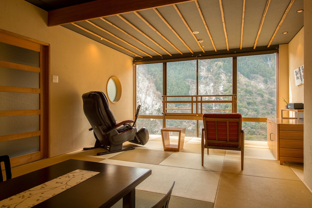 Hotel Iyaonsen