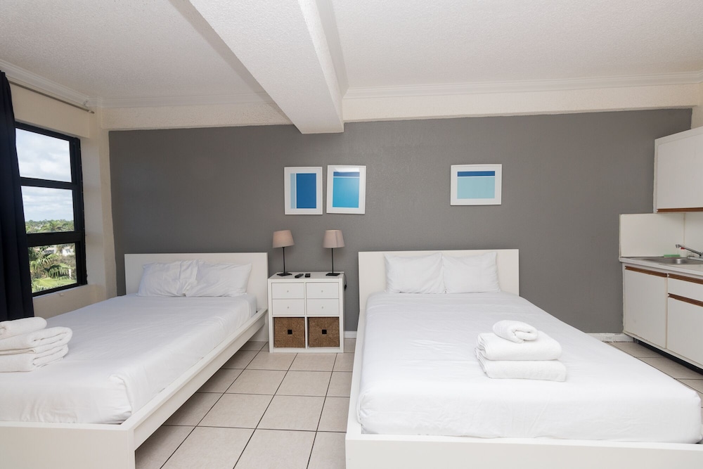 549 City View Hollywood Beach view 3