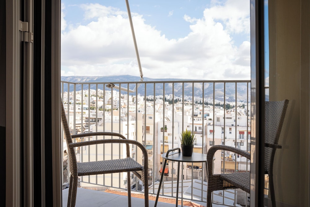 Athens Golden Light Premium Residence