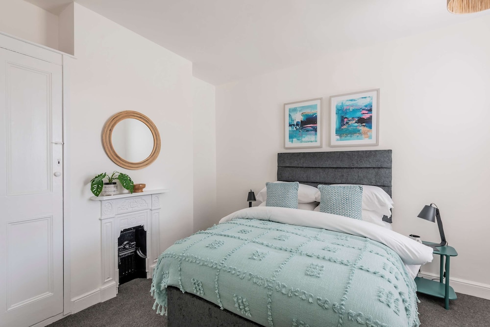 Host Stay The Haven at Church Road