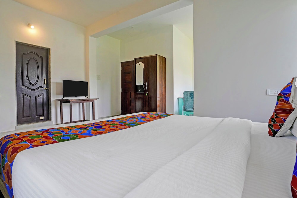 Fabhotel The Ashvem Horizon
