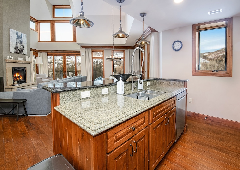 Vail Ski Resort Ritz Carlton Vacation Rentals