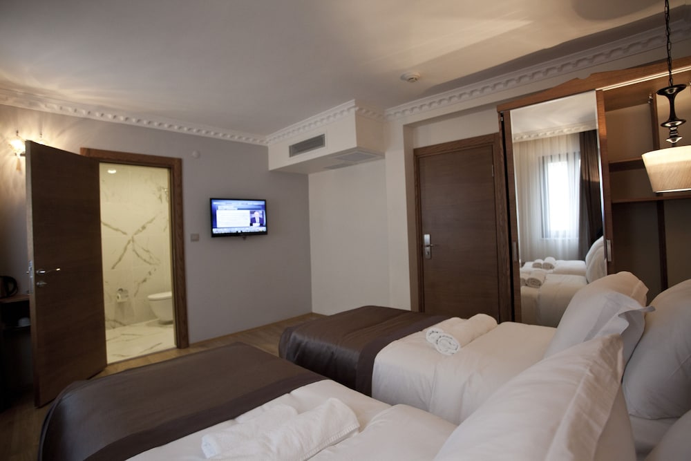 Pera Line Otel - Image 6