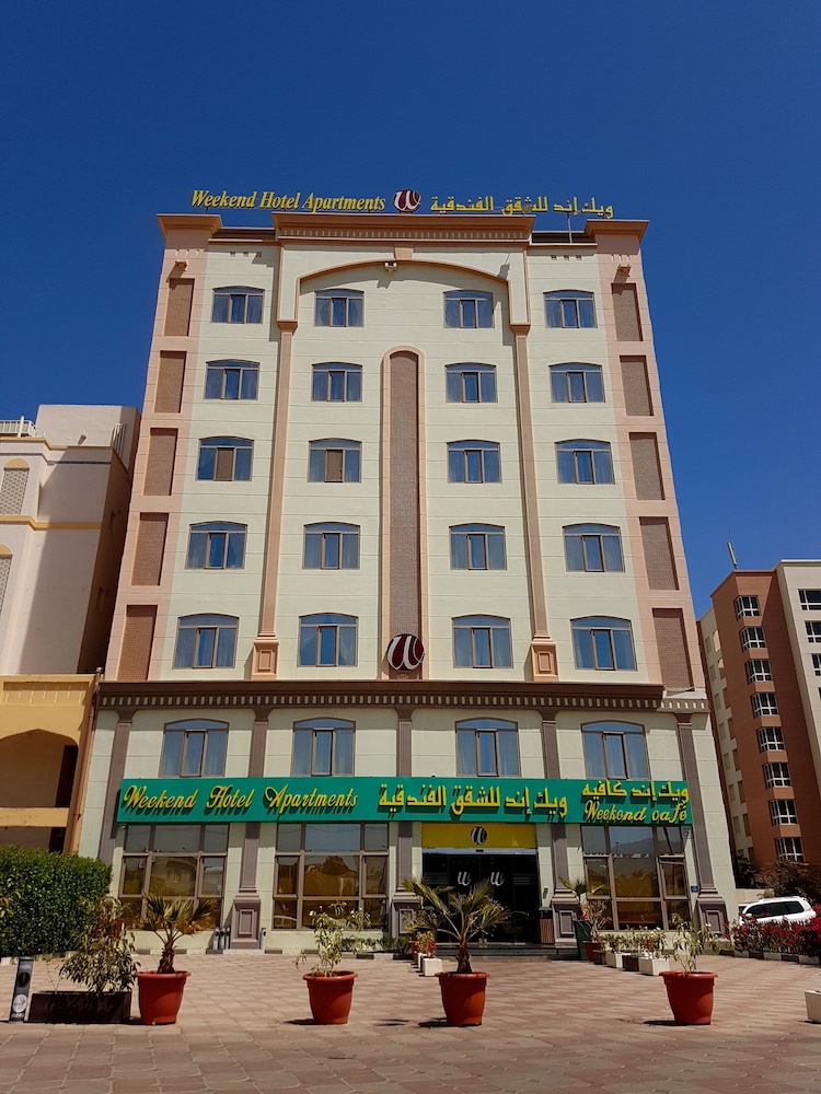 Weekend Hotel Apartments