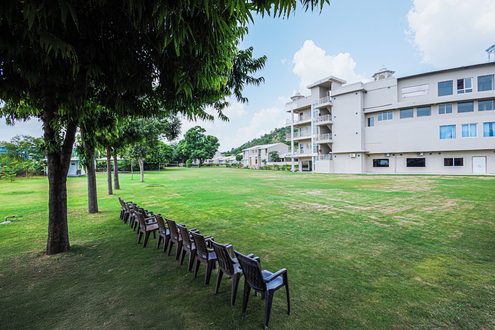 Bamboo Saa Sunrrise Wedding & Wellness Resort, Jaipur