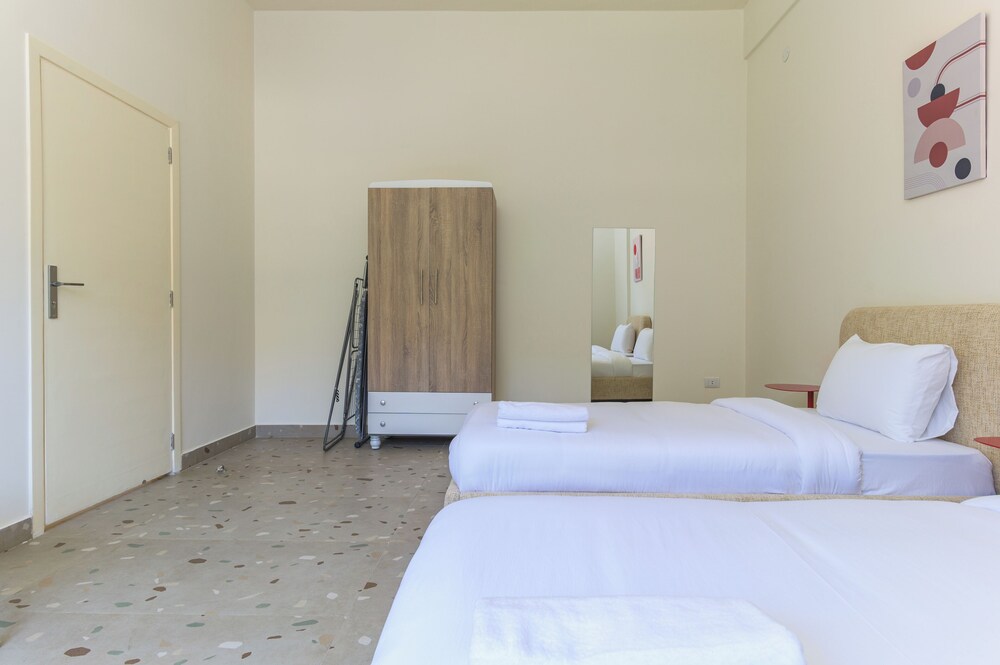 Callista 2-BR Apartment in Gemmayze