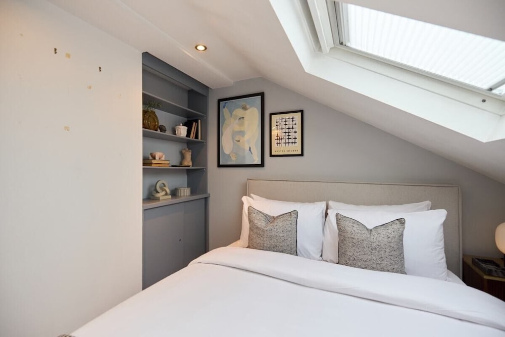 The Kensal Green Place - Modish 2bdr Flat With Study Room