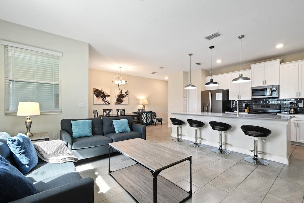 Cozy Disney Retreat With Private Pool & Water Park