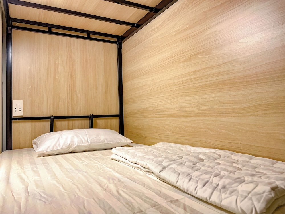 4K Dorm Hostel