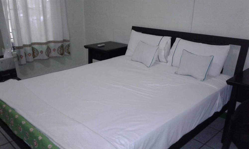 Kazungula Guest House