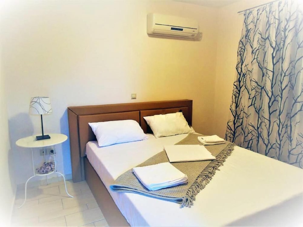 Glyfada Villas