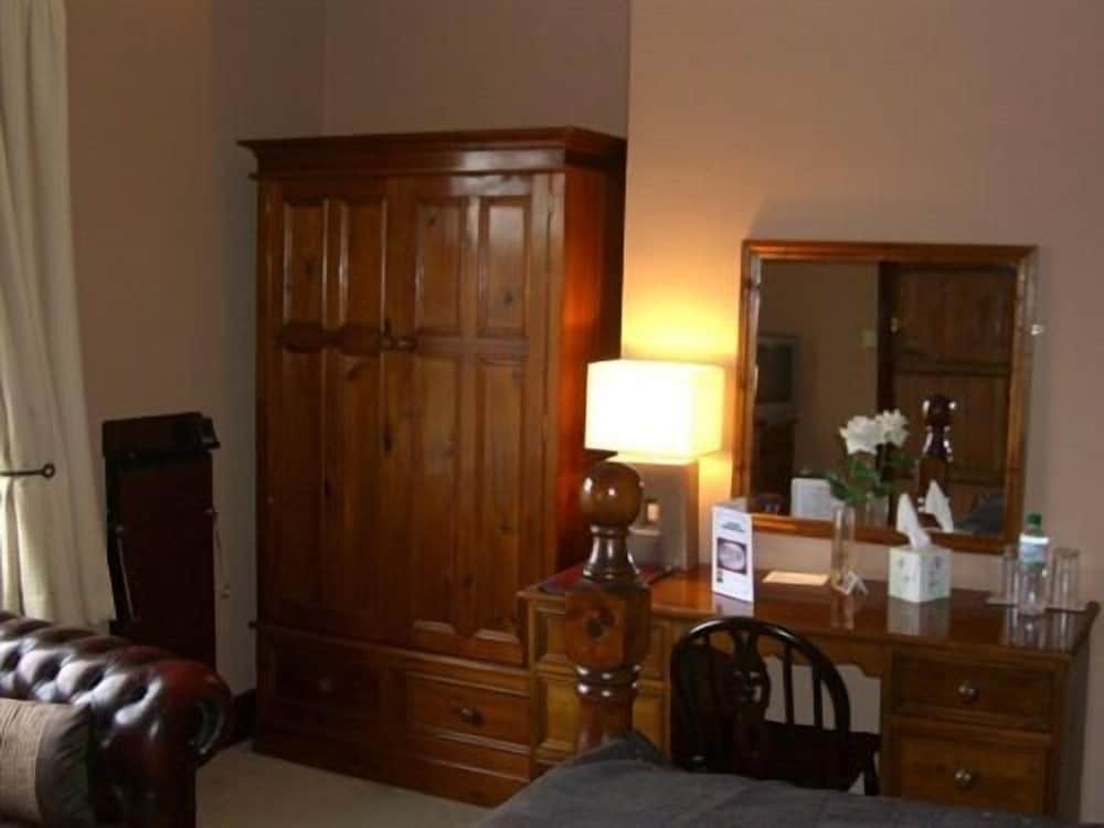 Altrincham Vacations - Ash Farm Country Guest House - Property Image 70