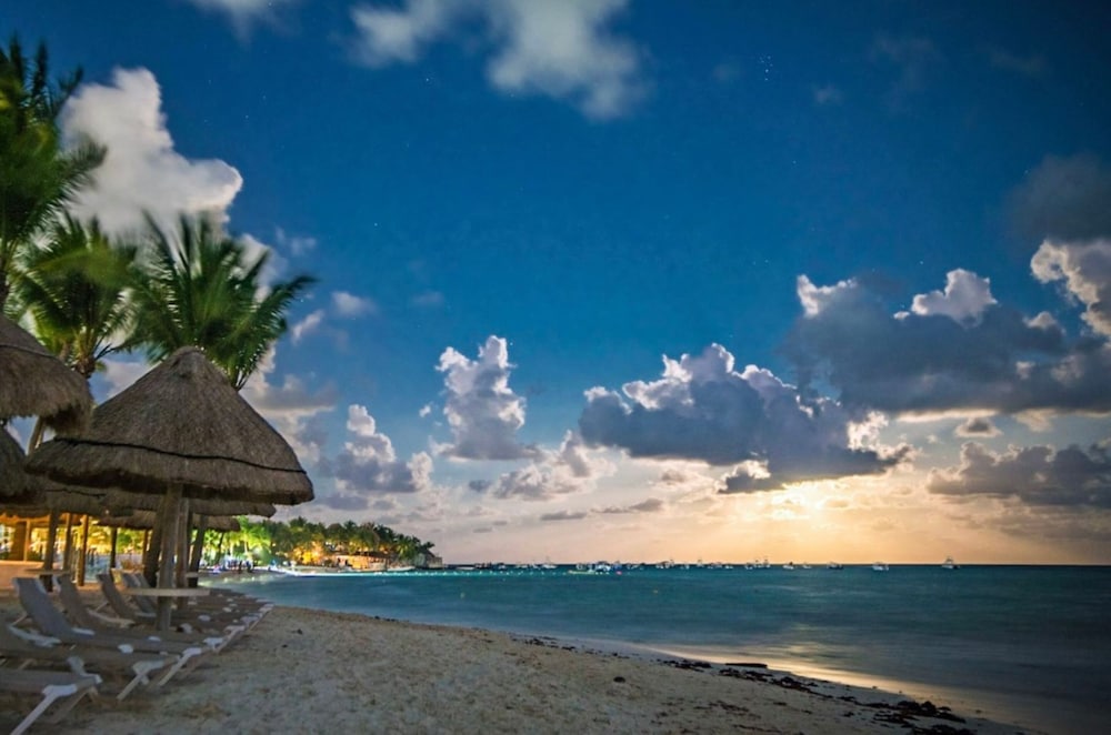 Mahekal Beach Front Resort & Spa