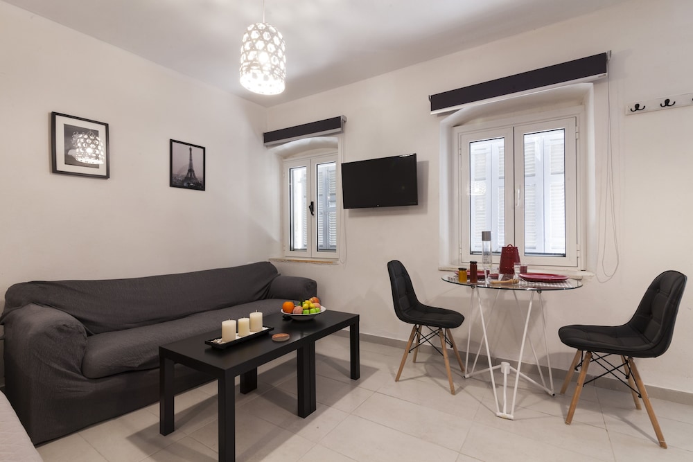 Spianada Studios by Konnect, Old Corfu Town view 5